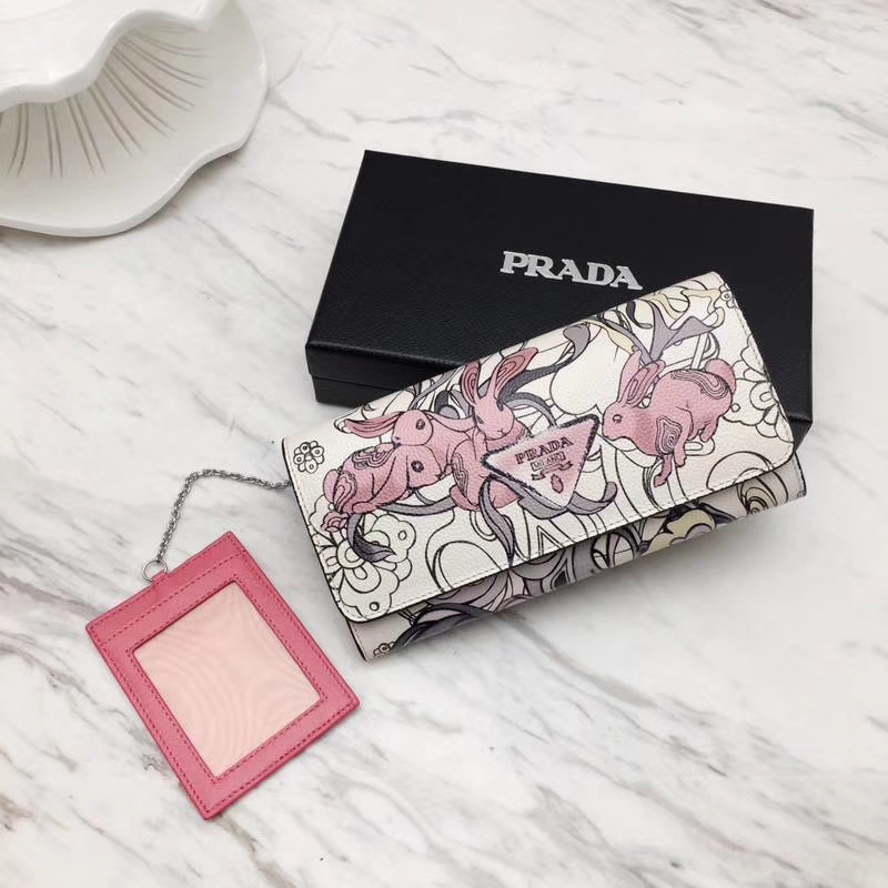 PRADA（普拉达）兔子系列钱包 1MH132 粉色 打破沉闷的纯色 精湛做工 精美的彩绘 魅力无限 18.7×9.5cm