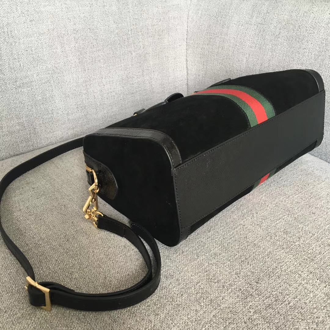 GUCCI（古驰）枕头包系列 524532 黑色 经典磨砂皮款式 以主打双G为标新 原单品质 时尚街拍单品 32x16.5x12.5