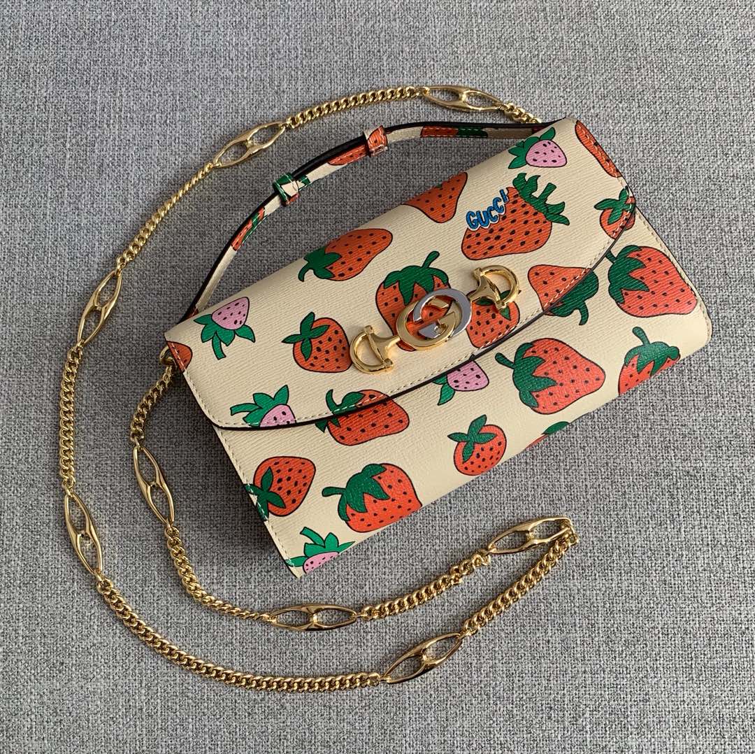一件代发 Gucci古奇最新款 ZUMI系列手提包链条单肩女包24CM 草莓图案