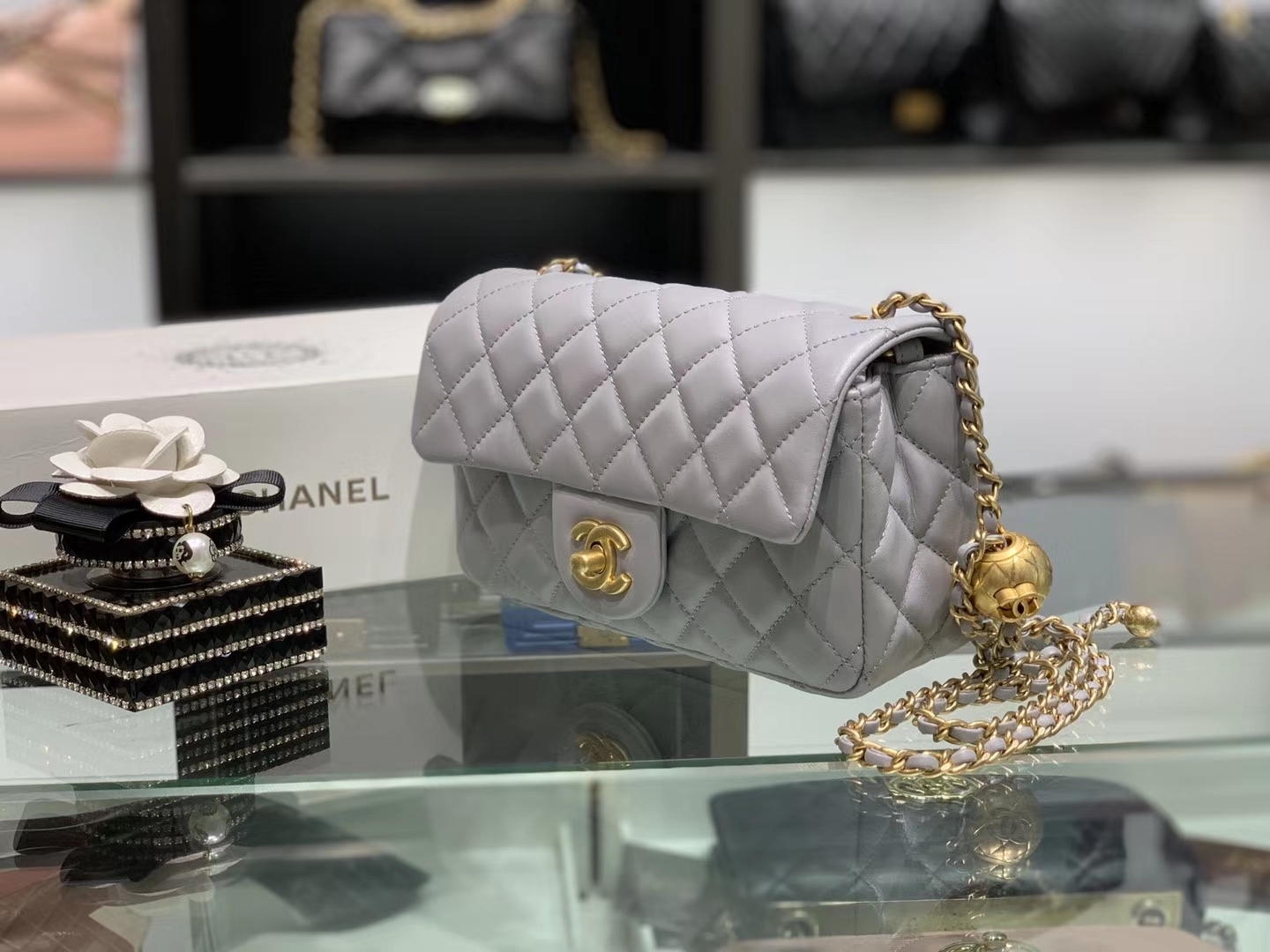 Chanel（香奈儿）最火 cf mini 小金珠 系列 灰蓝色 金扣 20cm