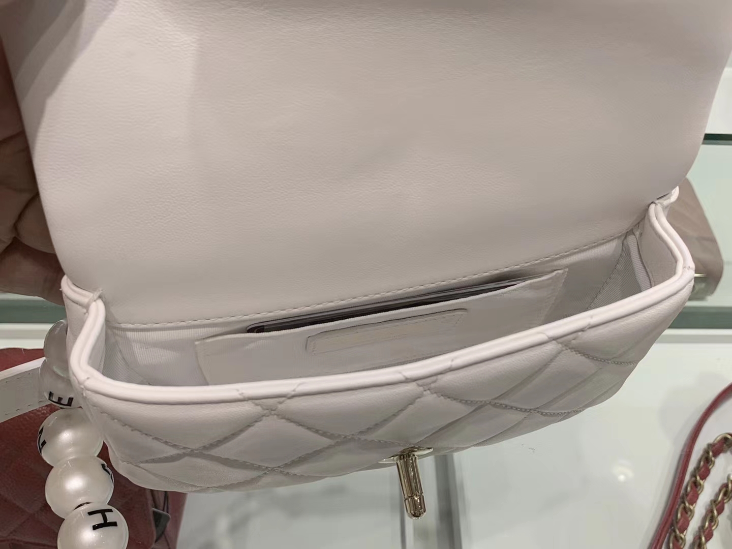 Chanel（香奈儿）2020新款 珍珠腰包 超级仙女 长度可调节 白色 金扣