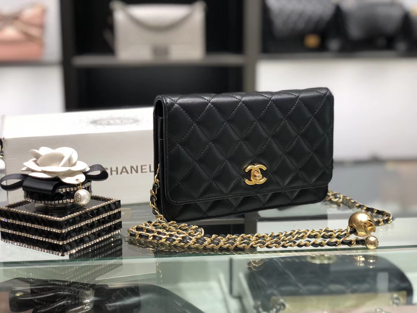 Chanel（香奈儿）最火 woc 小金珠系列 链条包 黑色 金扣