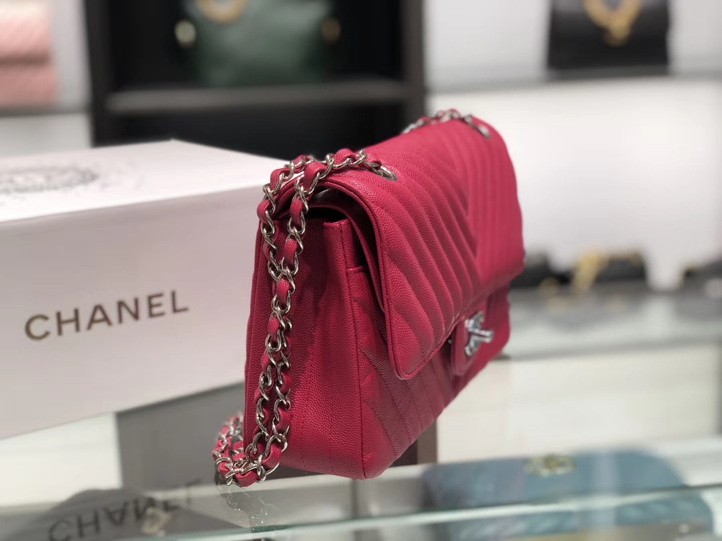 Chanel（香奈儿）cf # 链条包 桃红色 V纹 银扣 银链 25cm