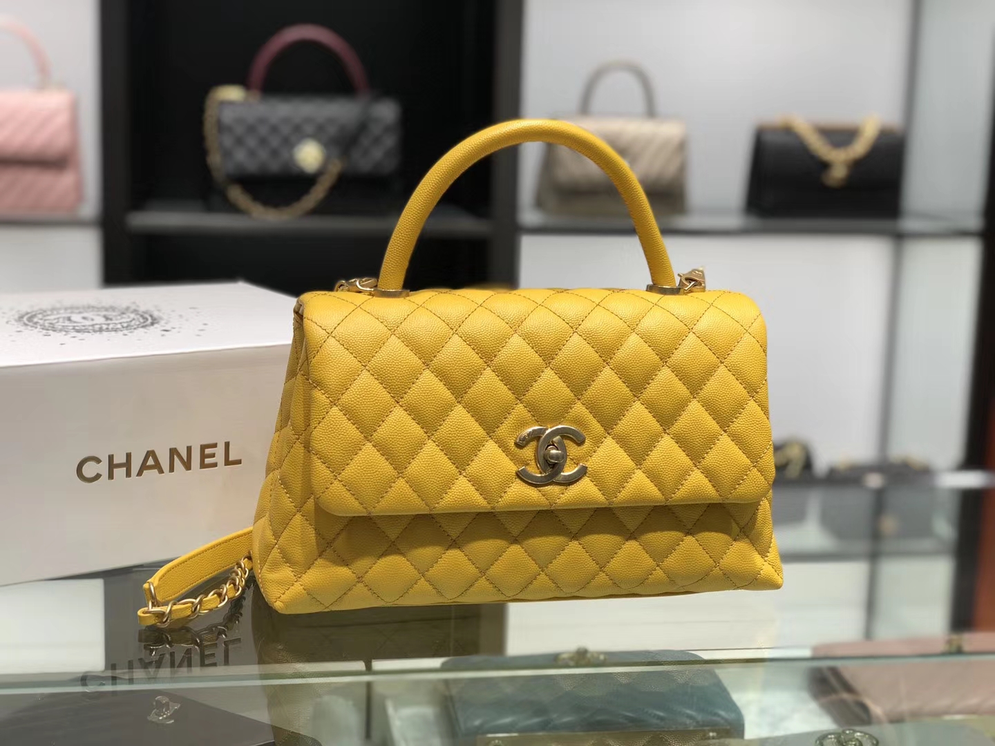 Chanel（香奈儿）coco handle # 中号 菱格包 琥珀黄 金扣 29cm
