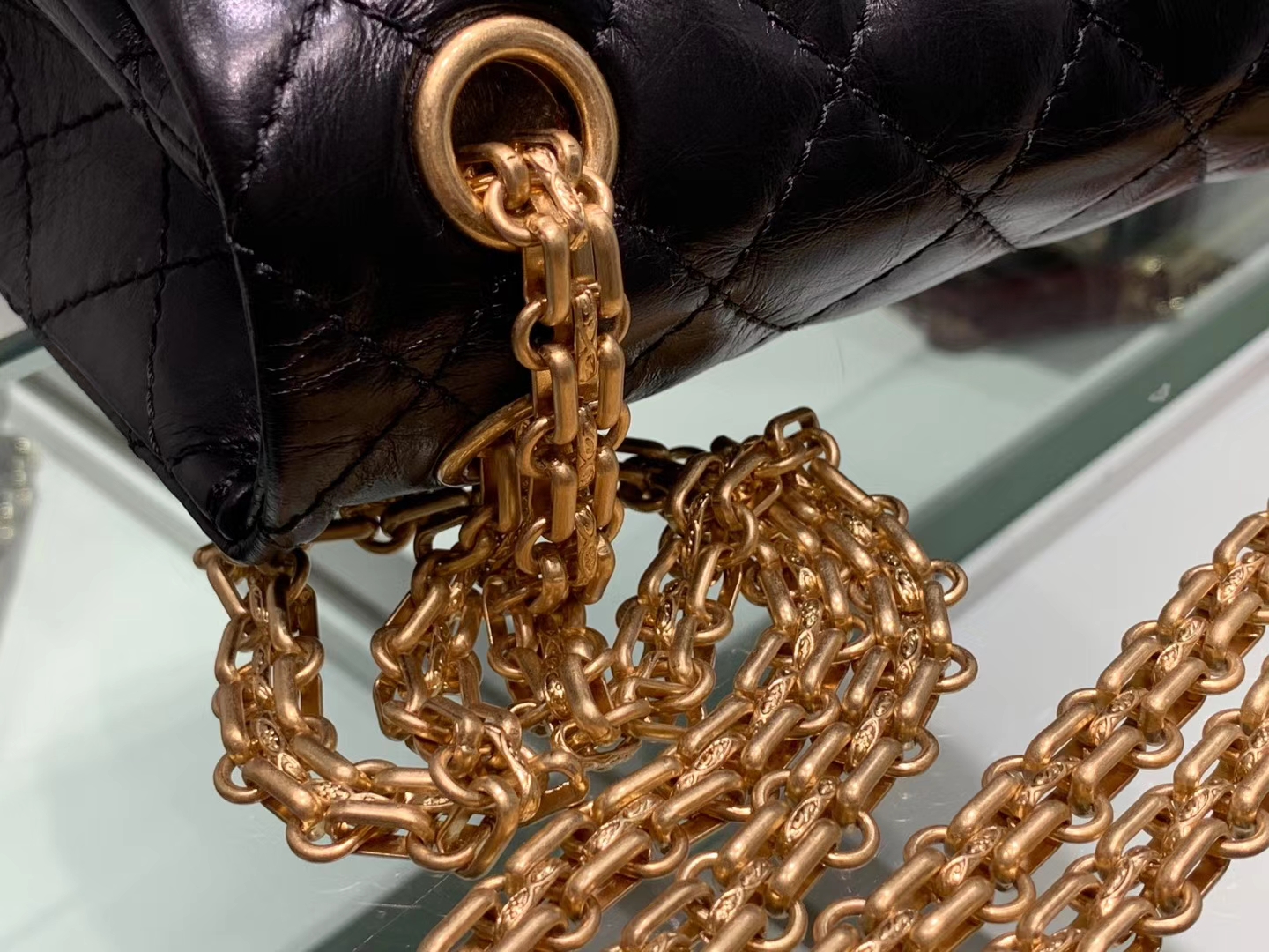 Chanel（香奈儿）reissue 链条包 2.55经典复刻系列 黑色 20cm 金扣