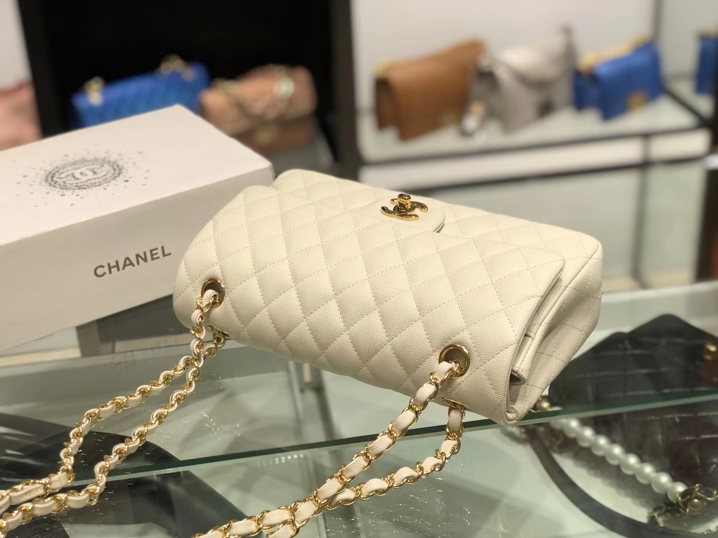 Chanel（香奈儿）cf # 链条包 奶昔白 金扣 金链 25cm