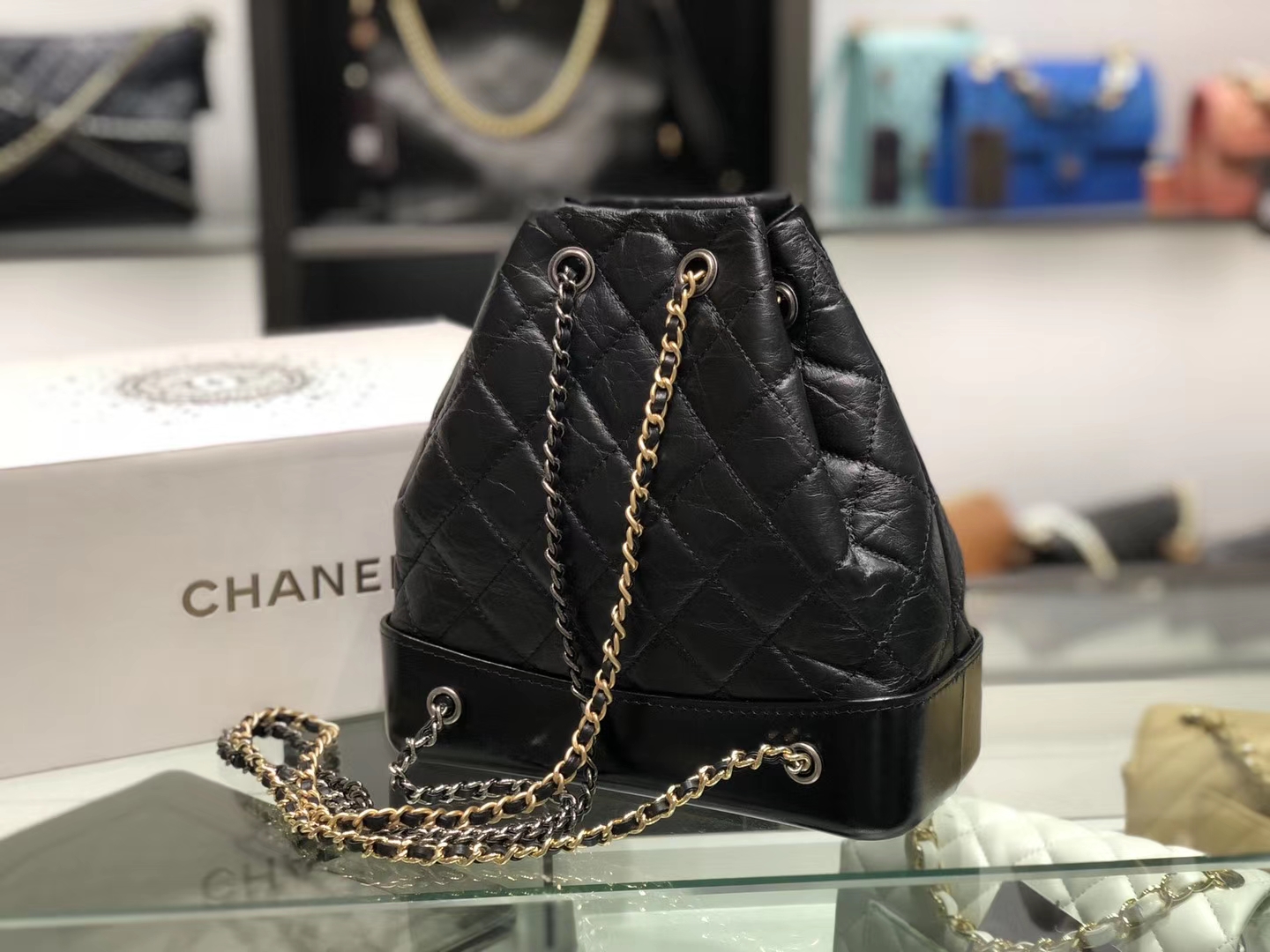 Chanel（香奈儿）????????? # 流浪背包〔黑配黑菱格〕23×22.5×10.5cm