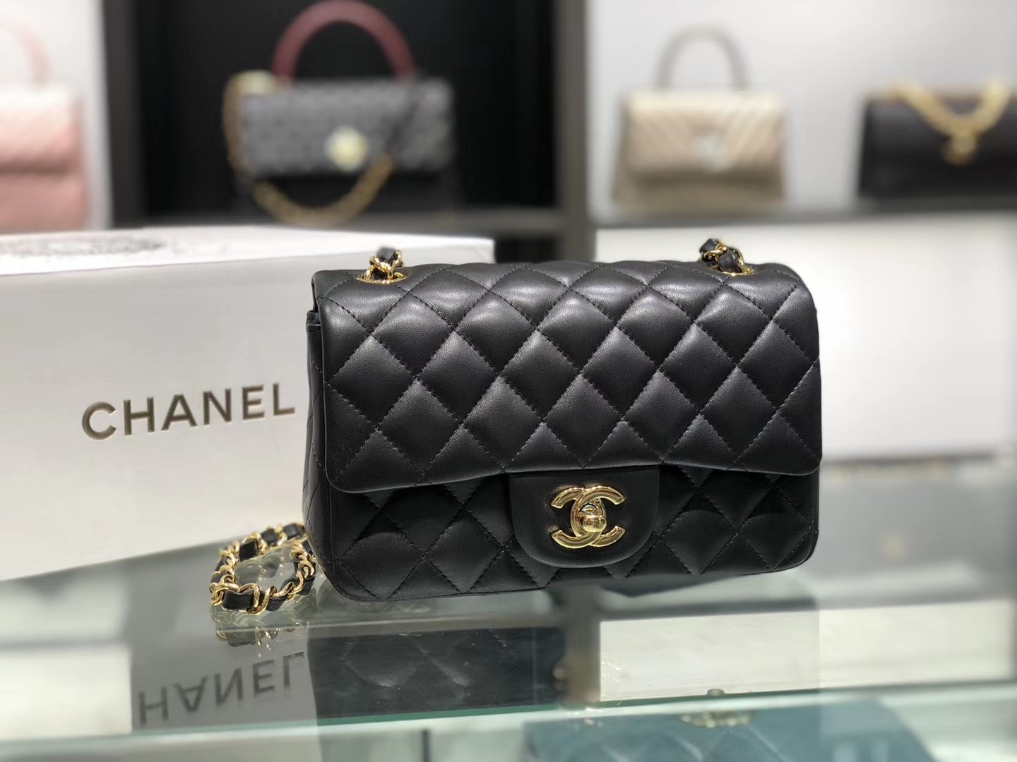Chanel（香奈儿）cf # 链条包 羊皮 黑色 金扣 金链 20cm