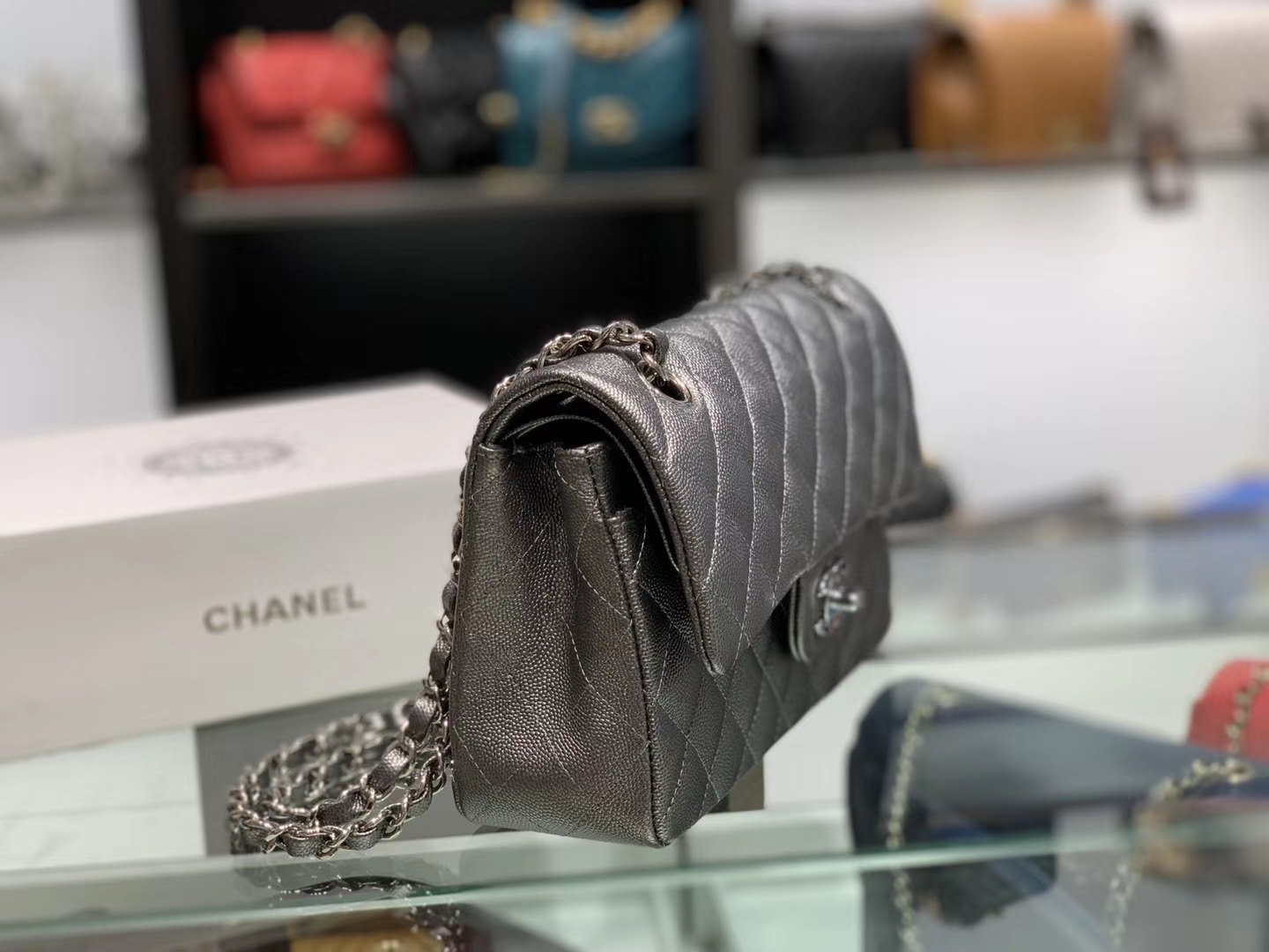 Chanel（香奈儿）cf # 链条包 银灰色 银扣 银链 23cm