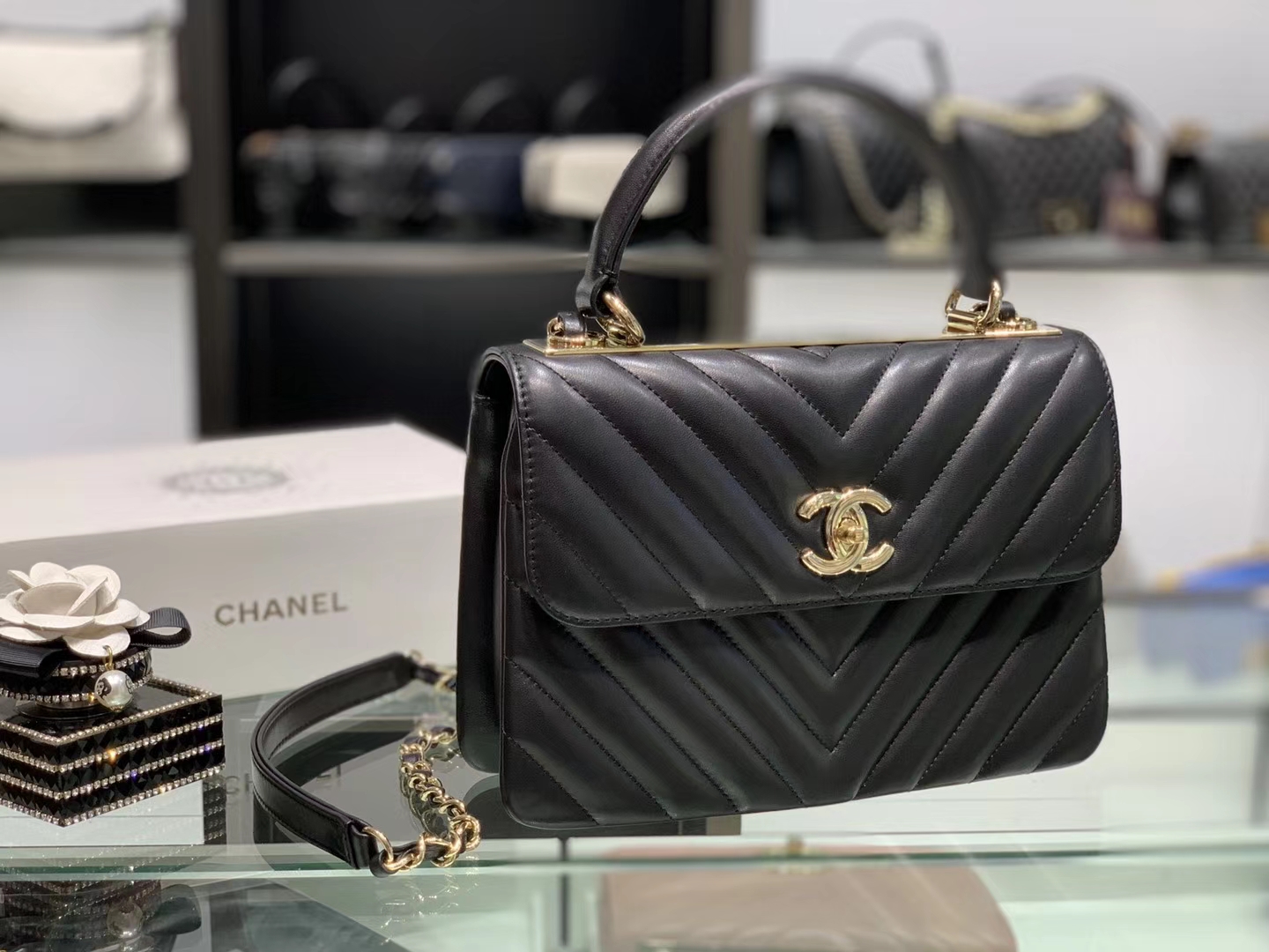 Chanel（香奈儿）Trendy cc 黑色 V格 25cm