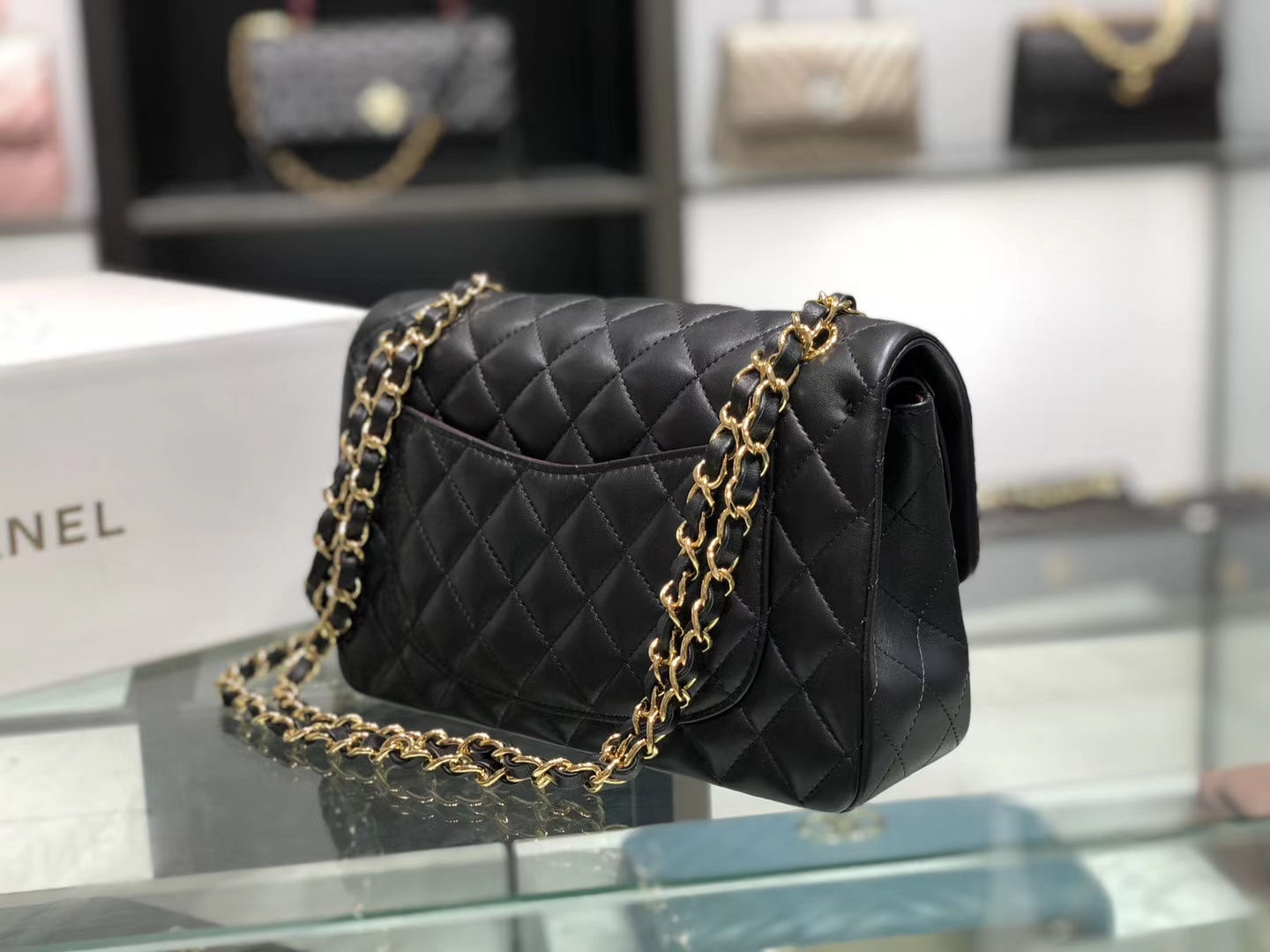 Chanel（香奈儿）cf # 链条包 羊皮 黑色 金扣 金链 23cm