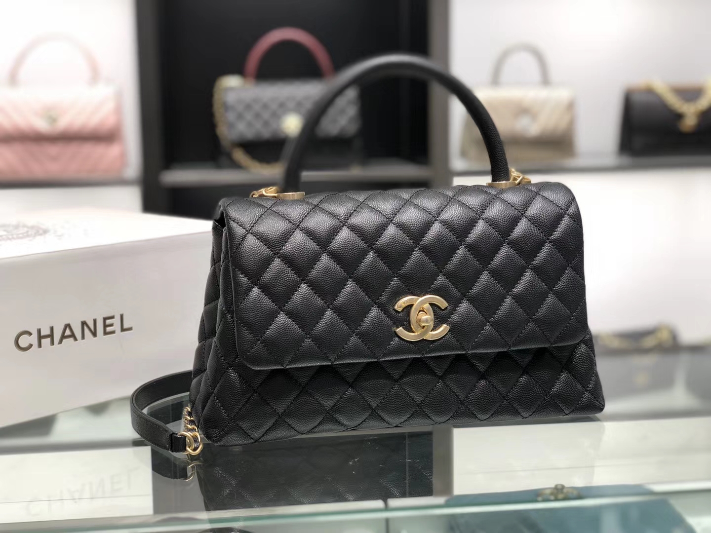 Chanel（香奈儿）coco handle # 中号 菱格包 黑色 金扣 29cm