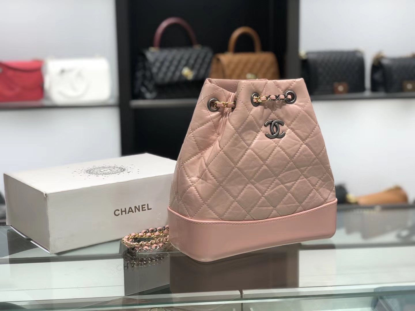 Chanel（香奈儿）????????? # 流浪背包〔樱花粉菱格〕23×22.5×10.5cm