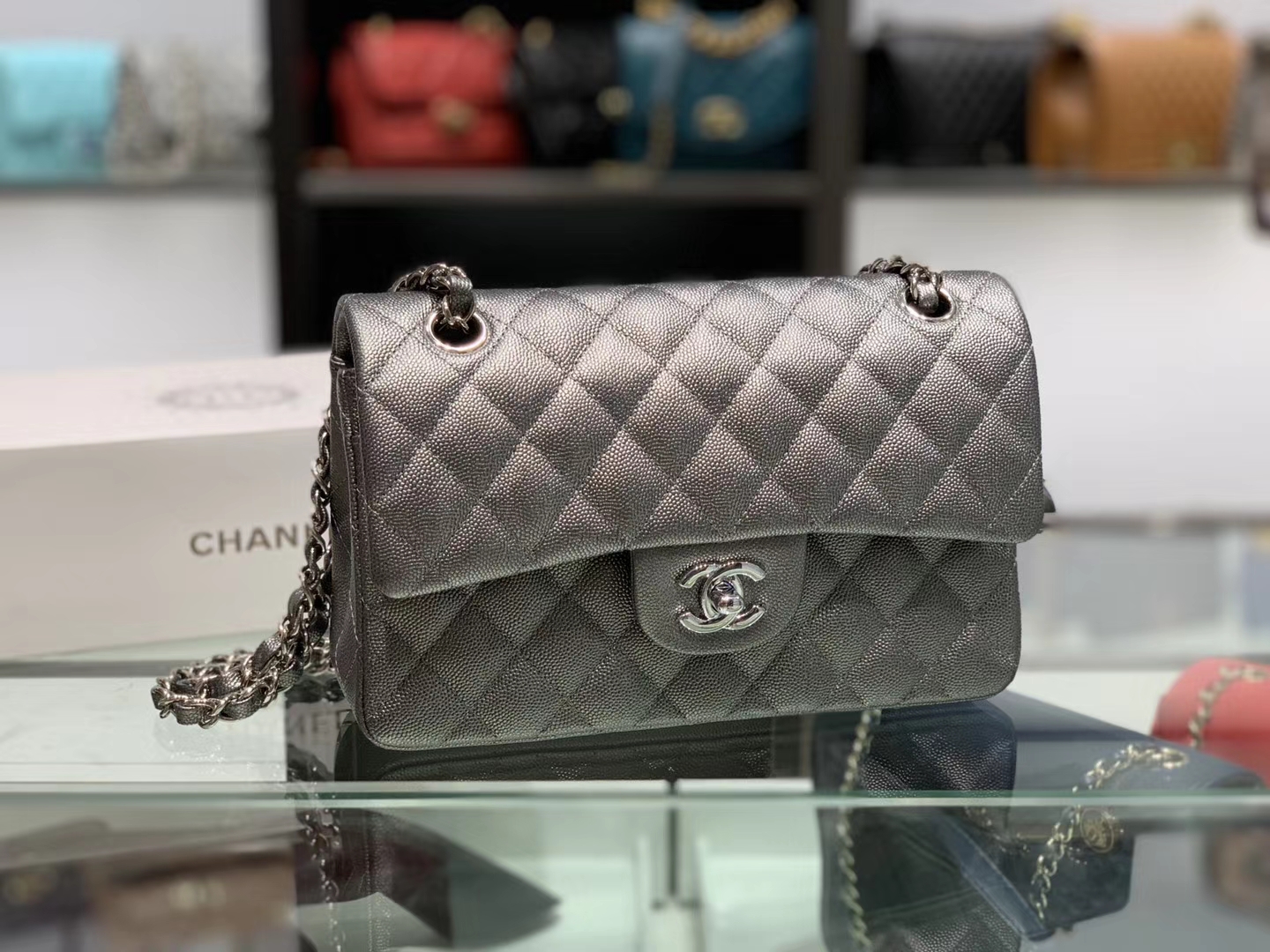 Chanel（香奈儿）cf # 链条包 银灰色 银扣 银链 23cm