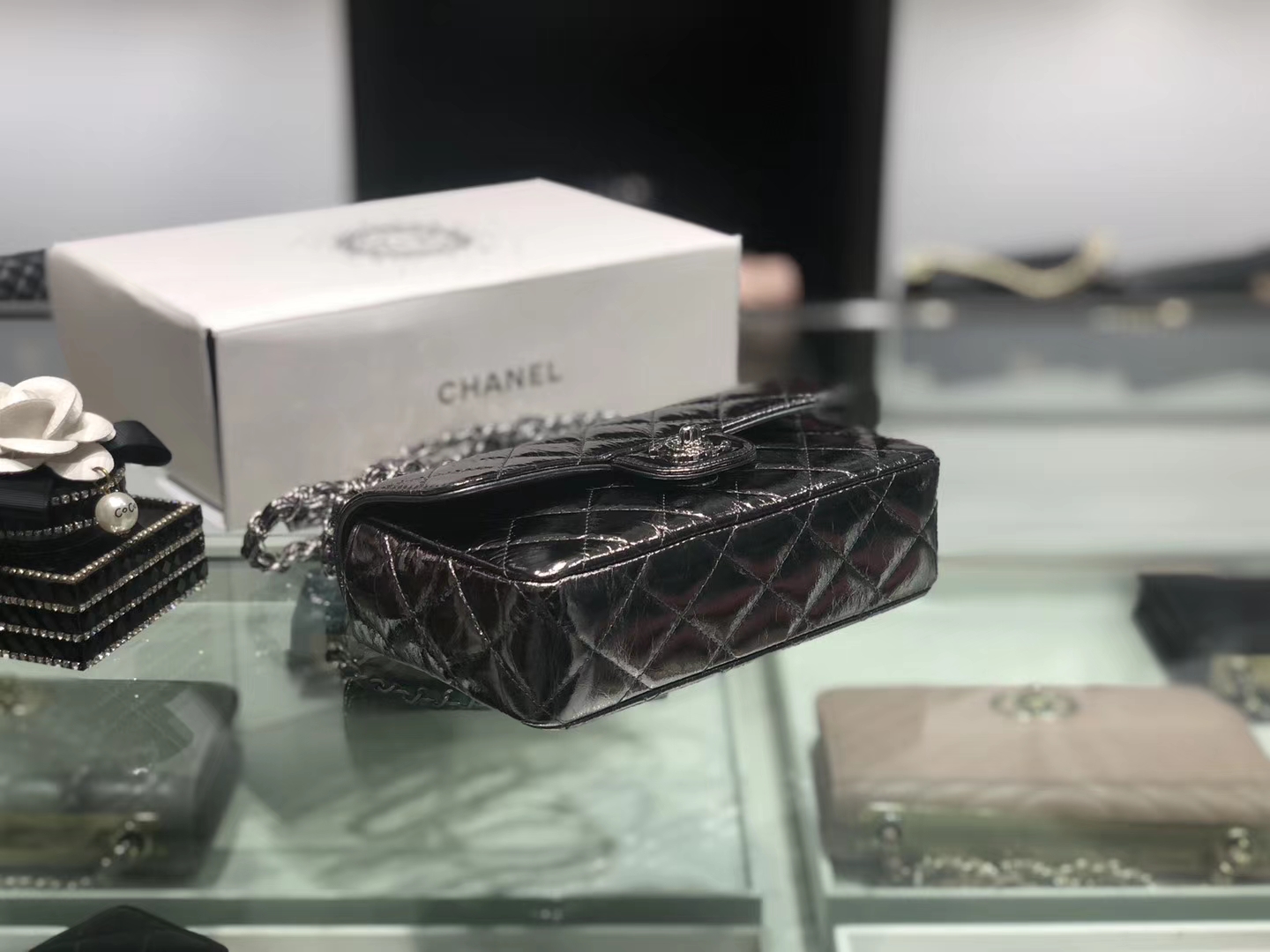 Chanel（香奈儿）CF # 圆环手环晚宴包 黑色 银扣