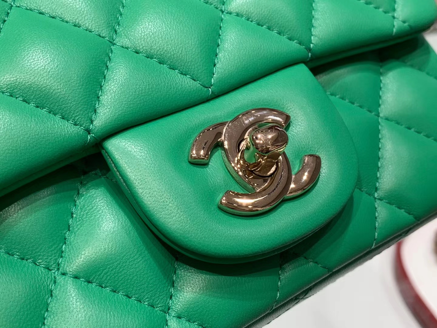 Chanel（香奈儿）cf # 链条包 方胖子 绿色 羊皮 金扣 金链 17cm