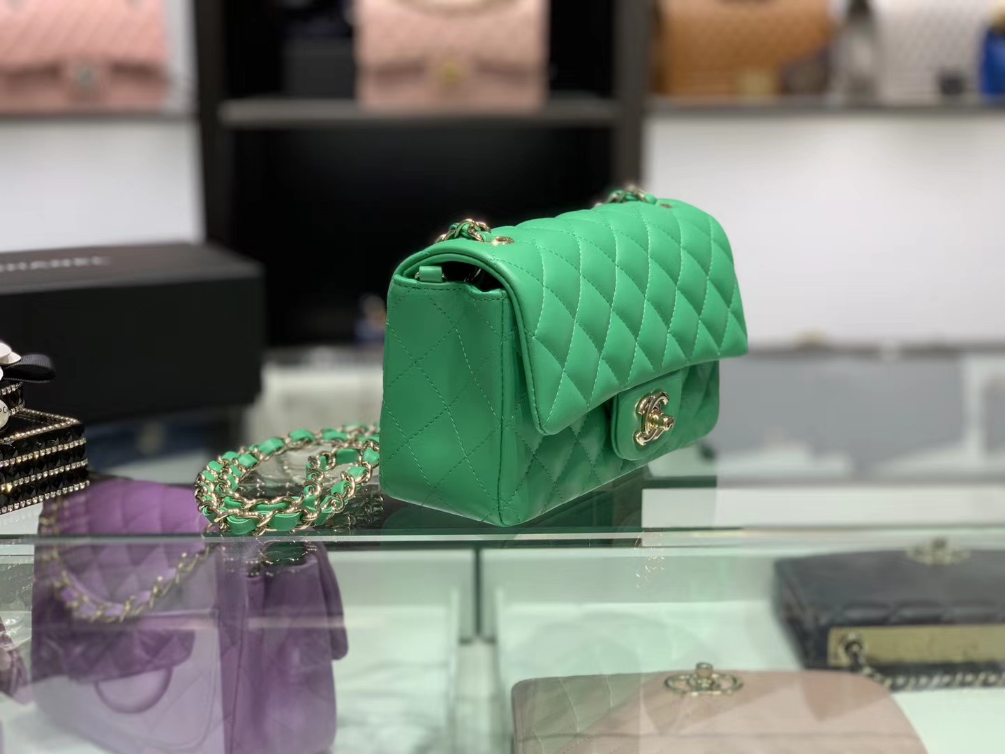 Chanel（香奈儿）cf # 链条包 mini 绿色 金扣 金链 20cm