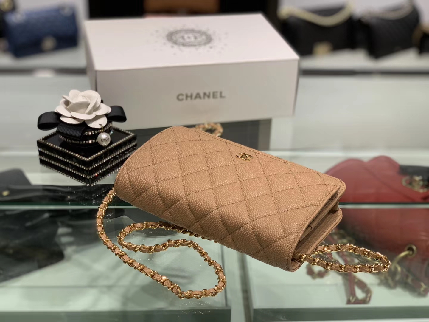 Chanel（香奈儿）𝓦𝓞𝓒 经典菱格包 鱼子酱发财包 金棕色 金扣 19.5cm