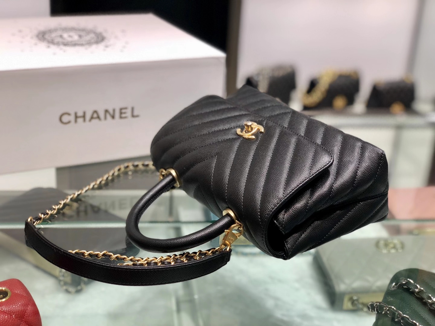 Chanel（香奈儿）coco handle 小号 V格 黑色 金扣 24cm
