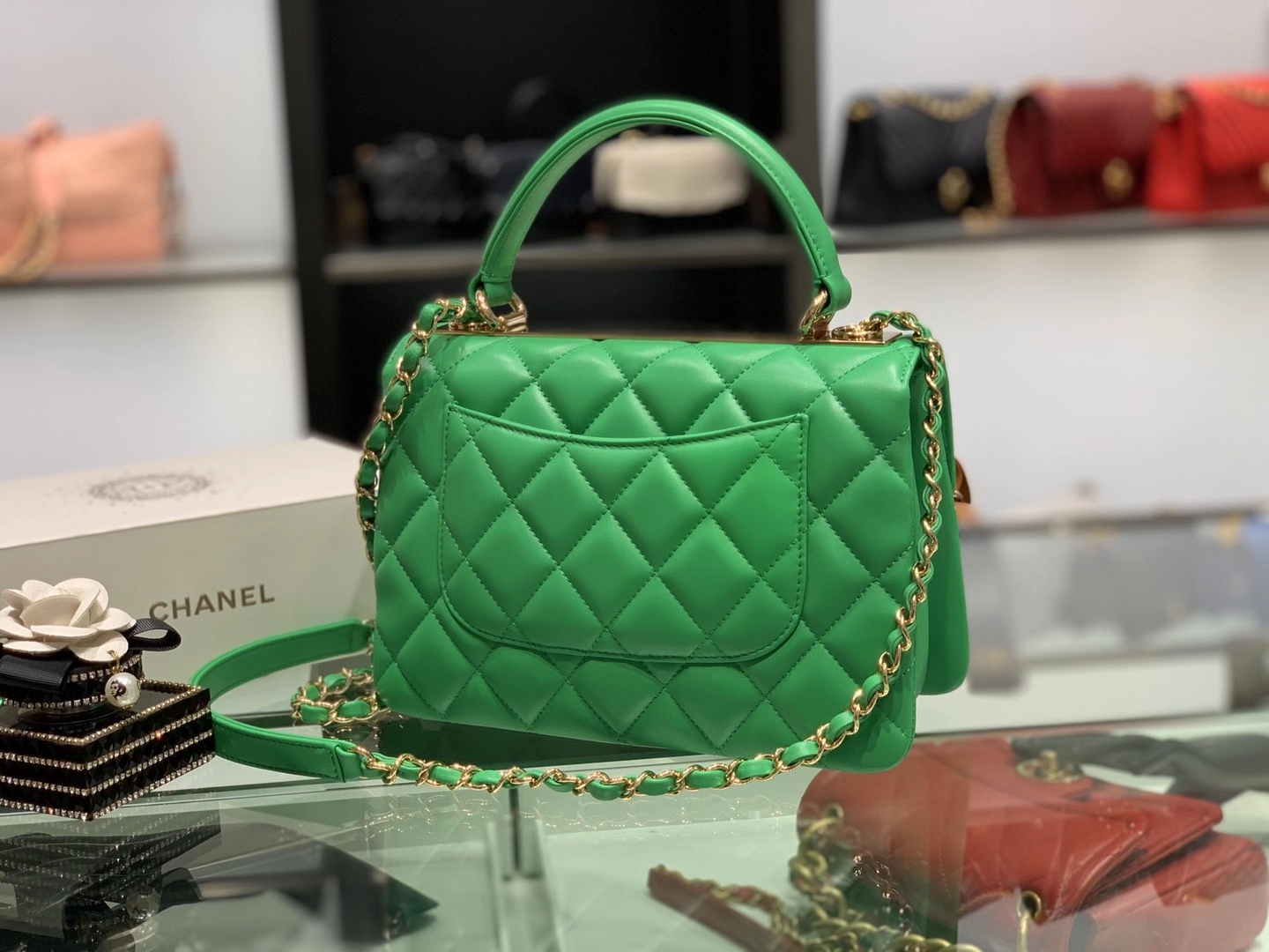 Chanel（香奈儿）Trendy cc 菱格 竹子绿 羊皮搭配金扣 25cm