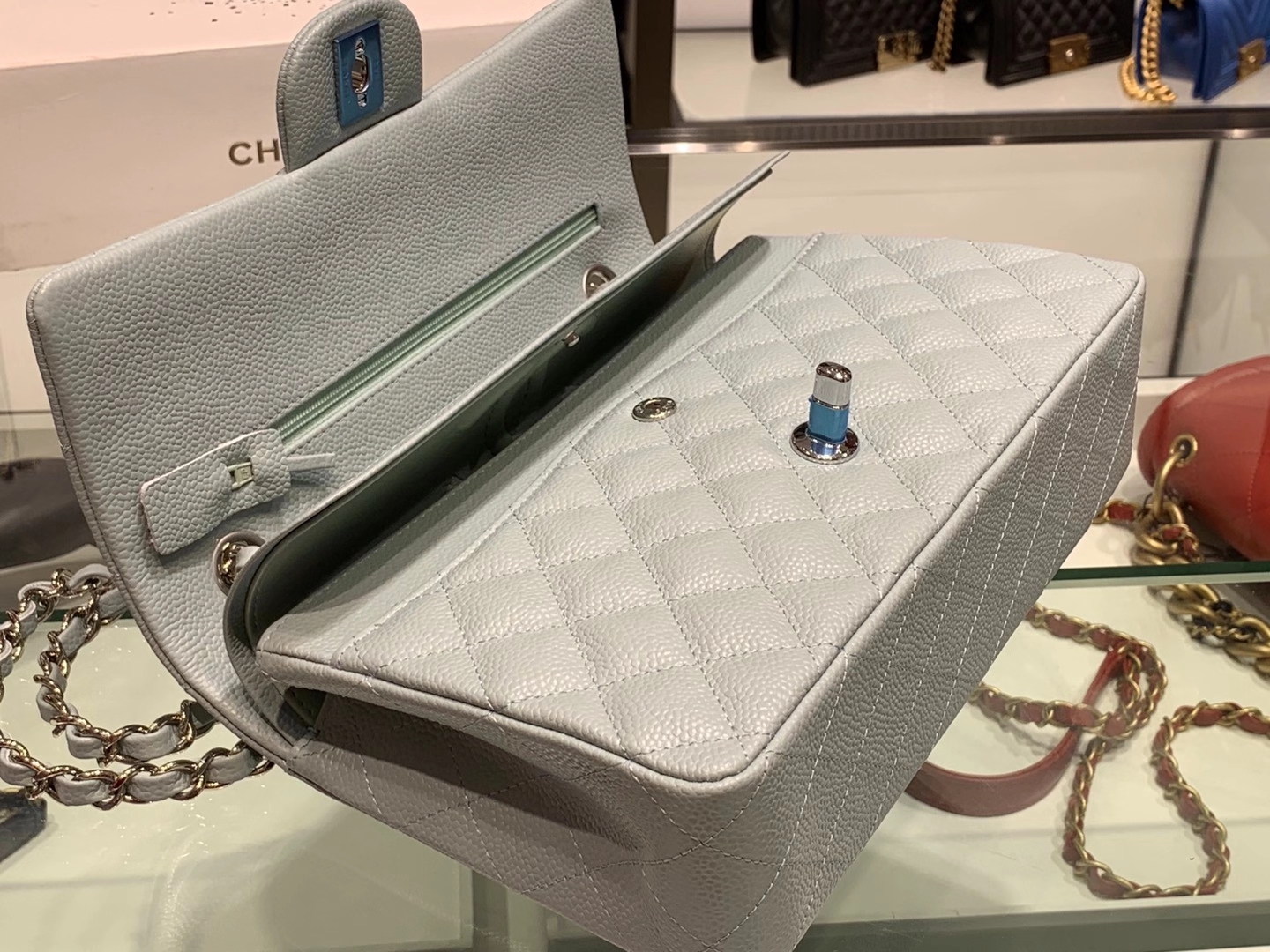 Chanel（香奈儿）cf 链条包 中号 经典口盖包 薄荷蓝 银扣 银链 25cm