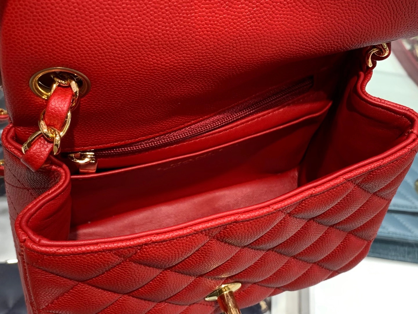 Chanel（香奈儿）最火 cf 链条包 红色 方胖子 细球纹 金扣 金链 17cm