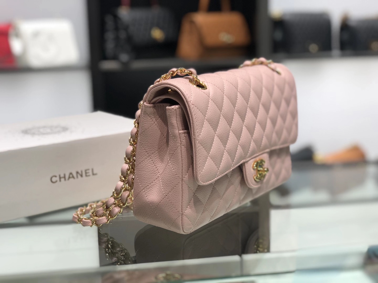 Chanel（香奈儿）cf 链条包 中号 经典口盖包 藕粉色 金扣 金链 25cm