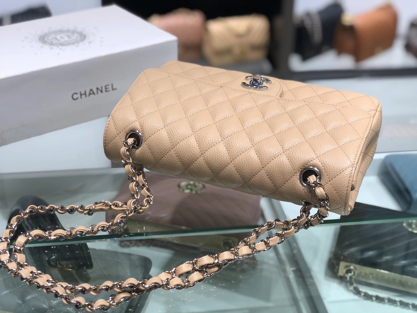 Chanel（香奈儿）cf 链条包 中号 经典口盖包 芝麻黄 银扣 银链 25cm