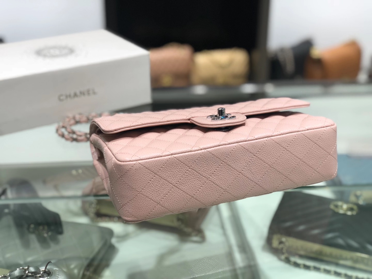 Chanel（香奈儿）cf 链条包 中号 经典口盖包 藕粉色 银扣 银链 25cm