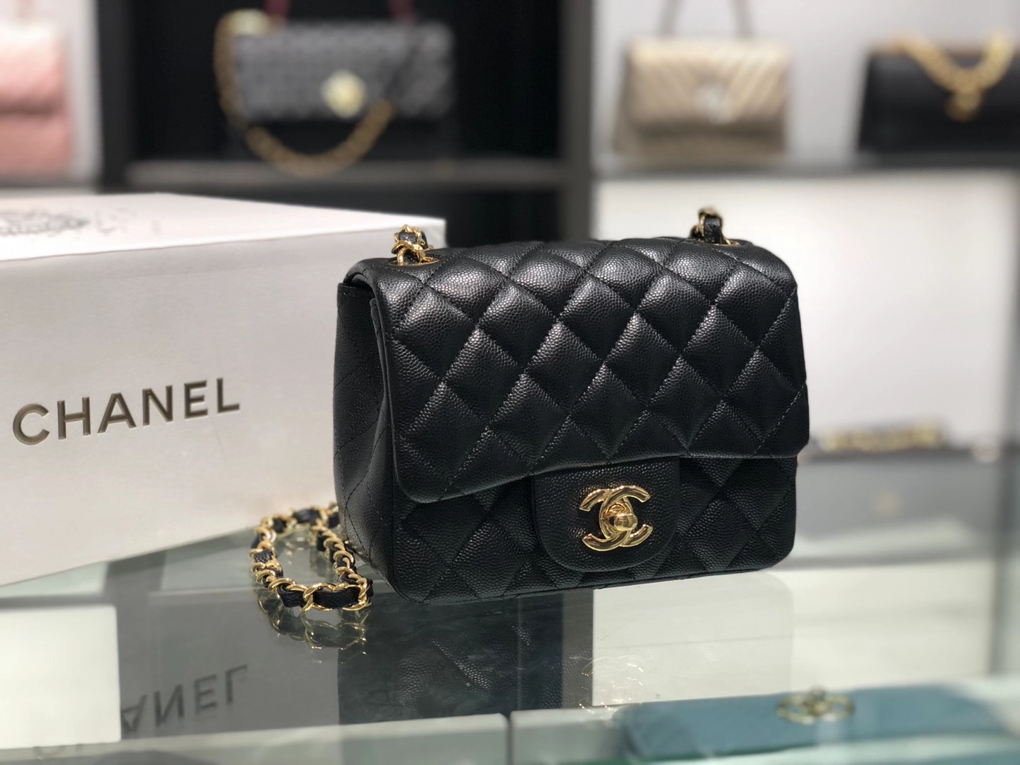 Chanel（香奈儿）最火 cf 链条包 黑色 羊皮方胖子 金扣 金链 17cm