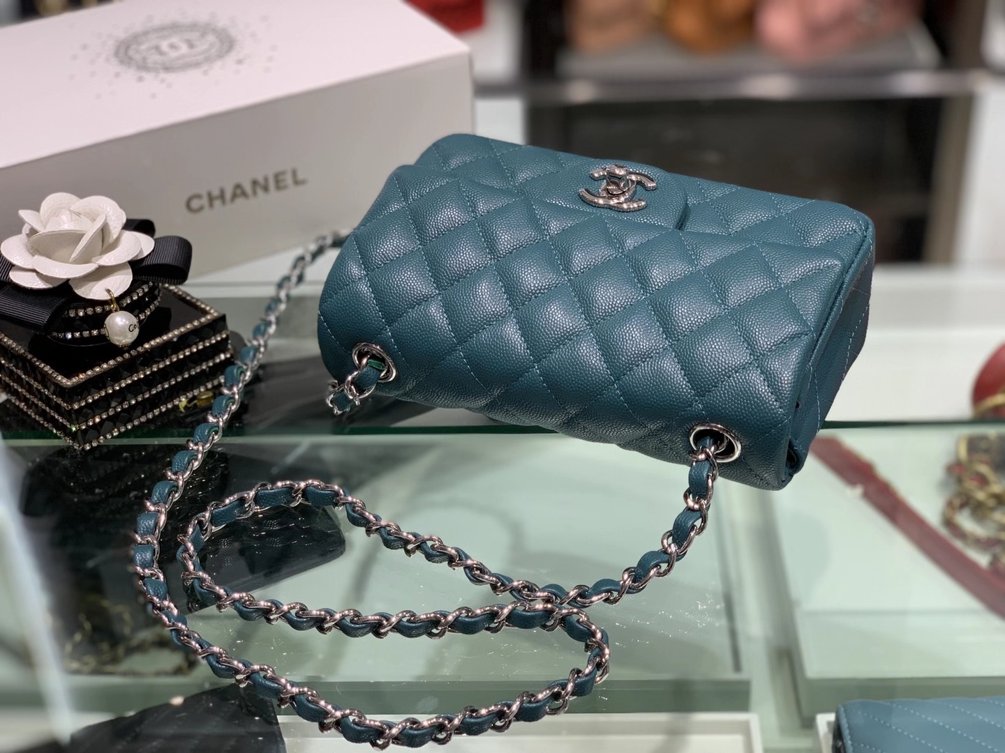 Chanel（香奈儿）cf 链条包 经典口盖包 细球纹 靛蓝色 银扣 银链 20cm