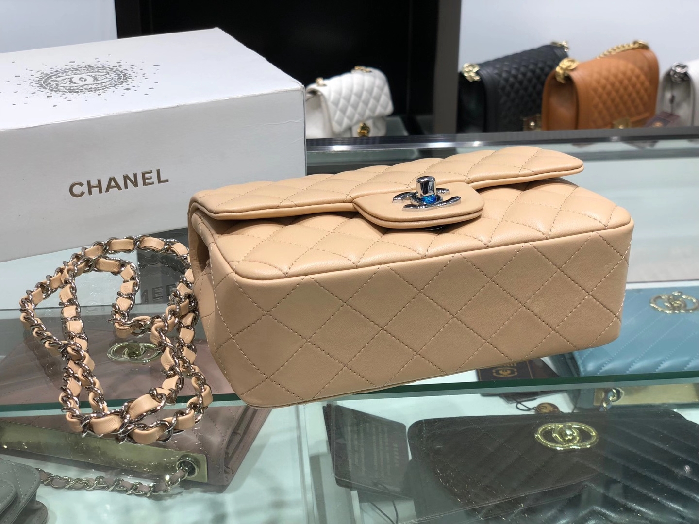 Chanel（香奈儿）cf 链条包 杏色 羊皮 菱格包 金扣 金链 20cm