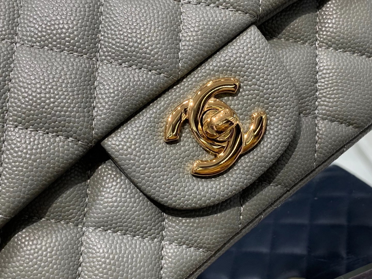Chanel（香奈儿）cf 链条包 经典口盖包 细球纹 铅笔灰 金扣 金链 20cm