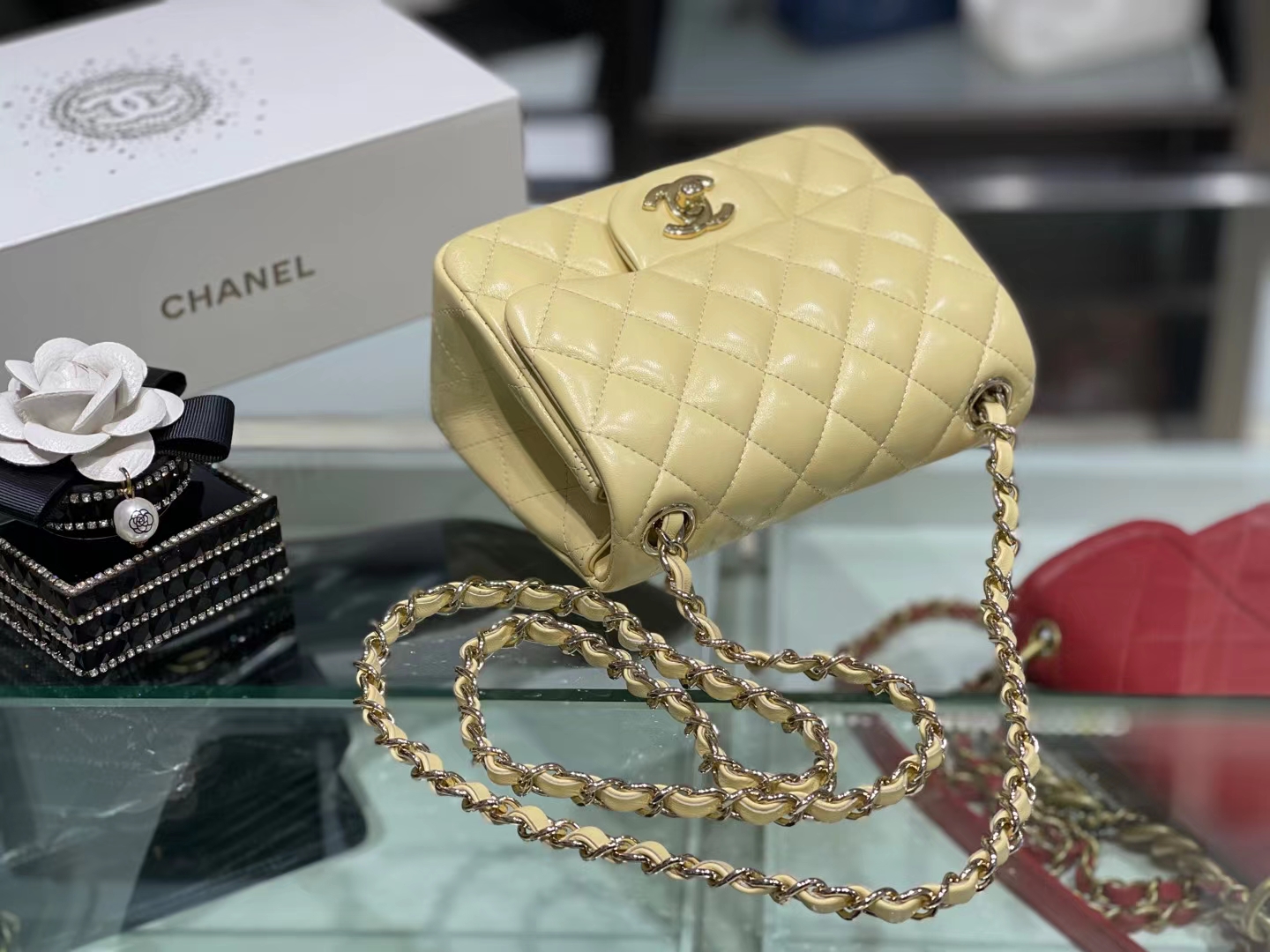 Chanel（香奈儿）最火 cf 链条包 方胖子 细球纹 柠檬黄 金扣 金链 17cm