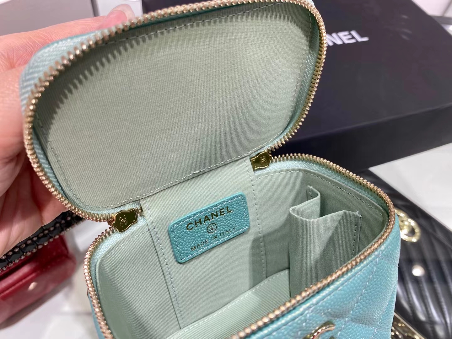 Chanel（香奈儿）2021 新款 一颗珍珠手拎包 薄荷绿 可盐可甜